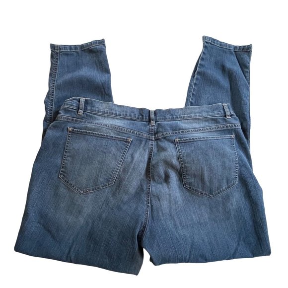 New York & Company women's size 18 average  high rise zip front jeans - Picture 3 of 7